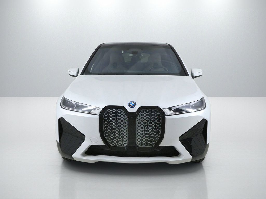 Thumbnail: 2024 BMW iX - 2