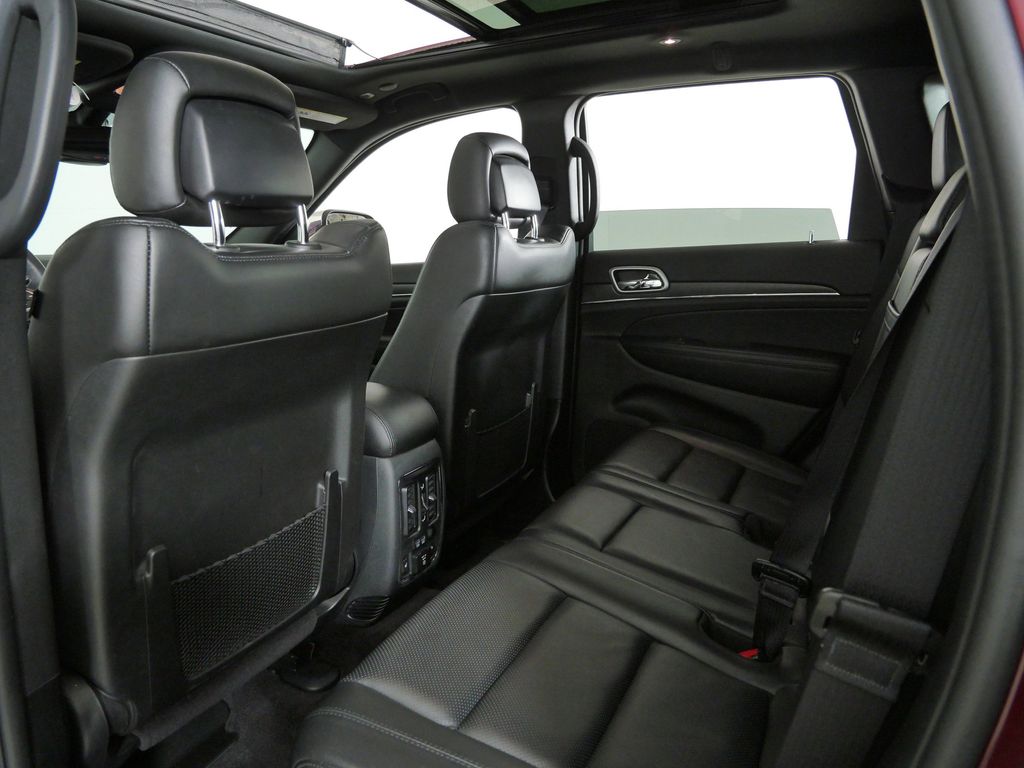 Thumbnail: 2018 Jeep Grand Cherokee - 29