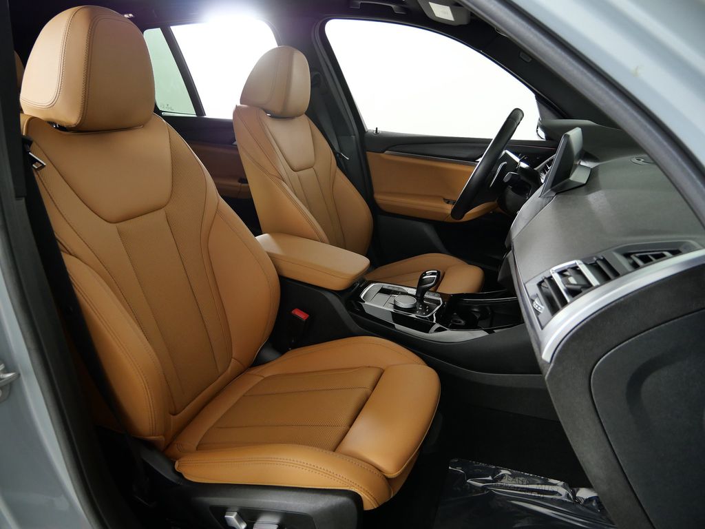 Thumbnail: 2023 BMW X3 - 26