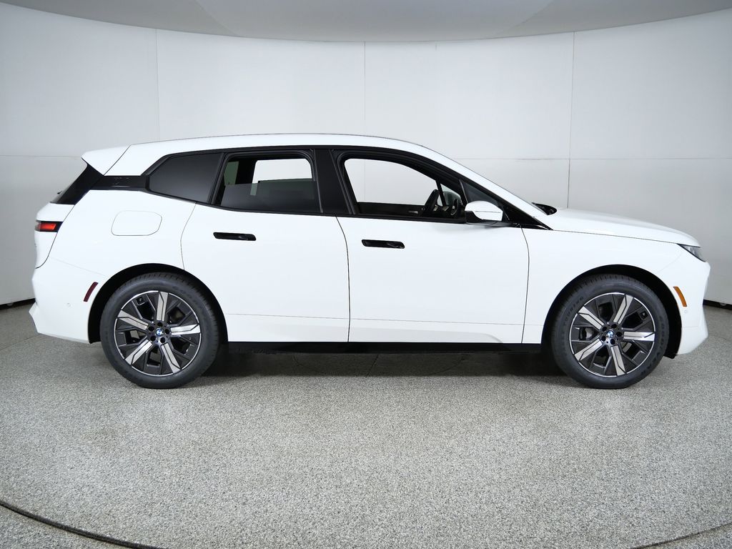 Thumbnail: 2026 BMW iX - 8