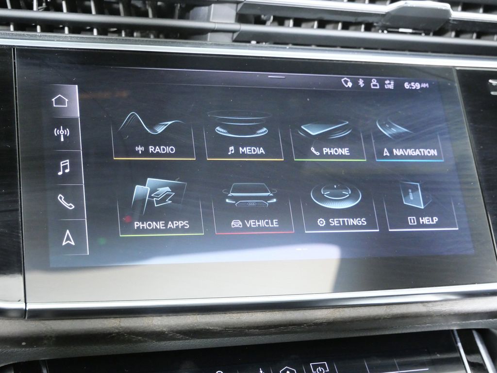 Thumbnail: 2020 Audi Q8 - 44