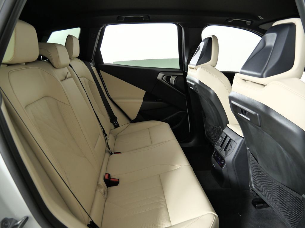 Thumbnail: 2026 BMW X3 - 25