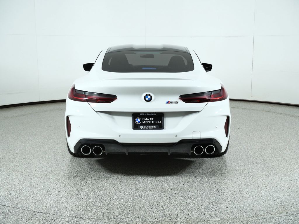 Thumbnail: 2020 BMW M8 - 10
