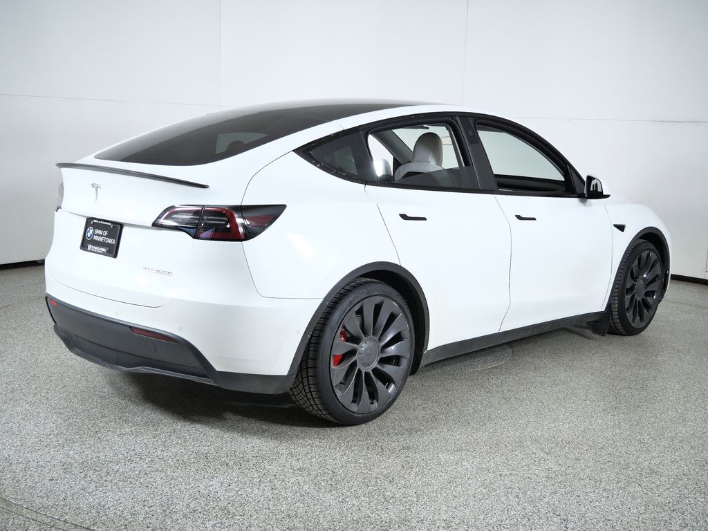 Thumbnail: 2022 Tesla Model Y - 9