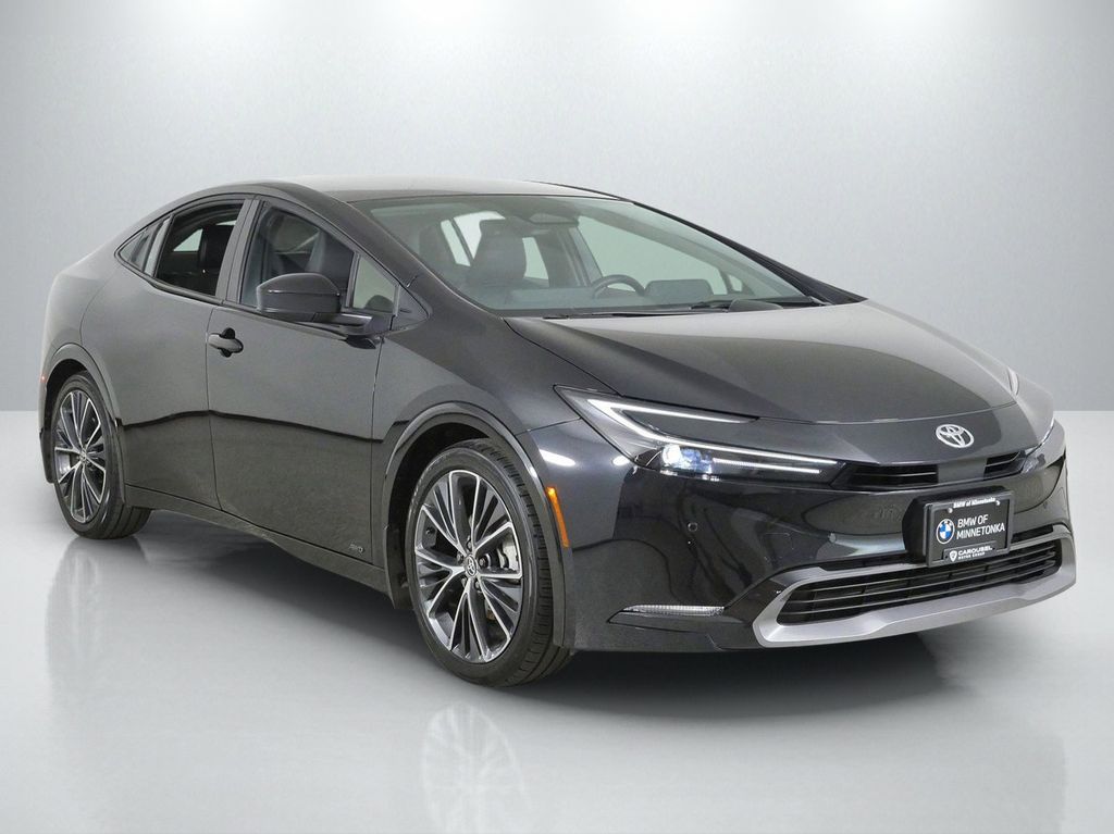 Thumbnail: 2024 Toyota Prius - 8