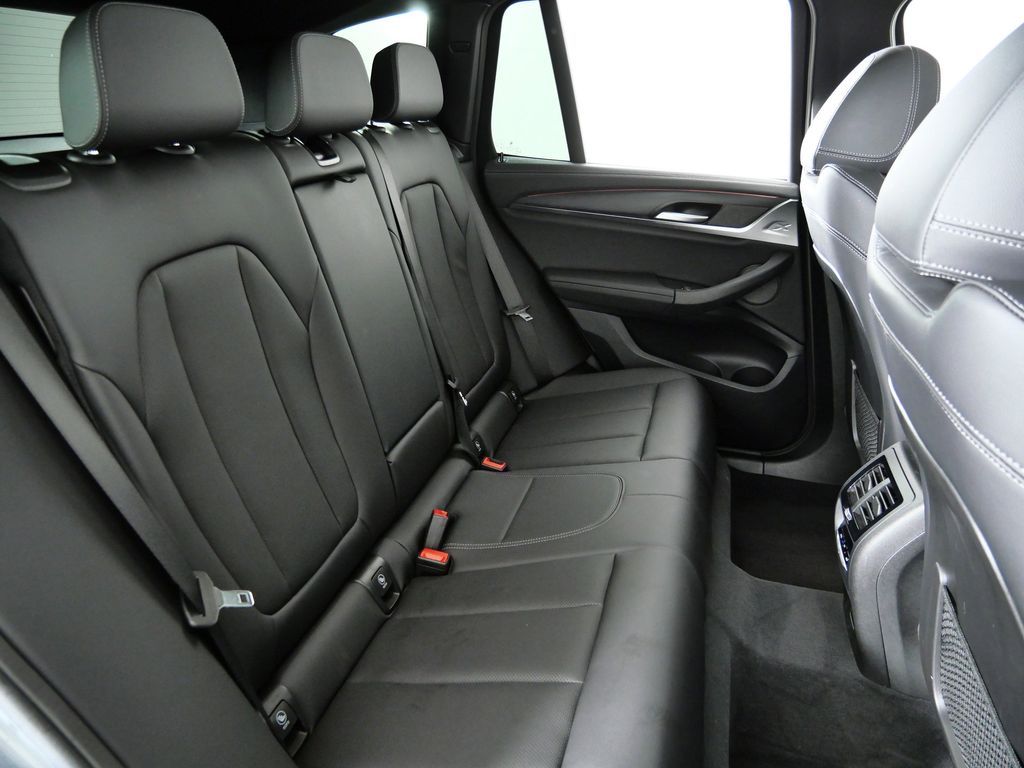 Thumbnail: 2023 BMW X3 - 31