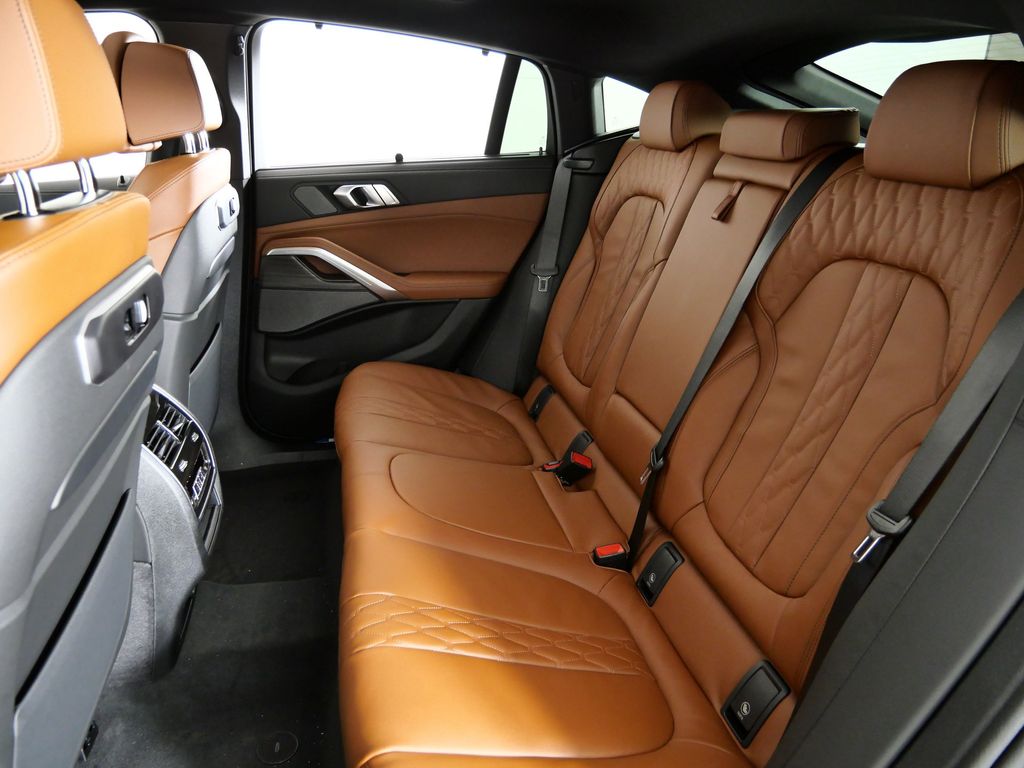 Thumbnail: 2026 BMW X6 - 32