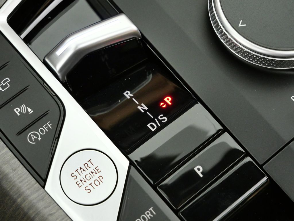 Thumbnail: 2026 BMW 3 Series - 46