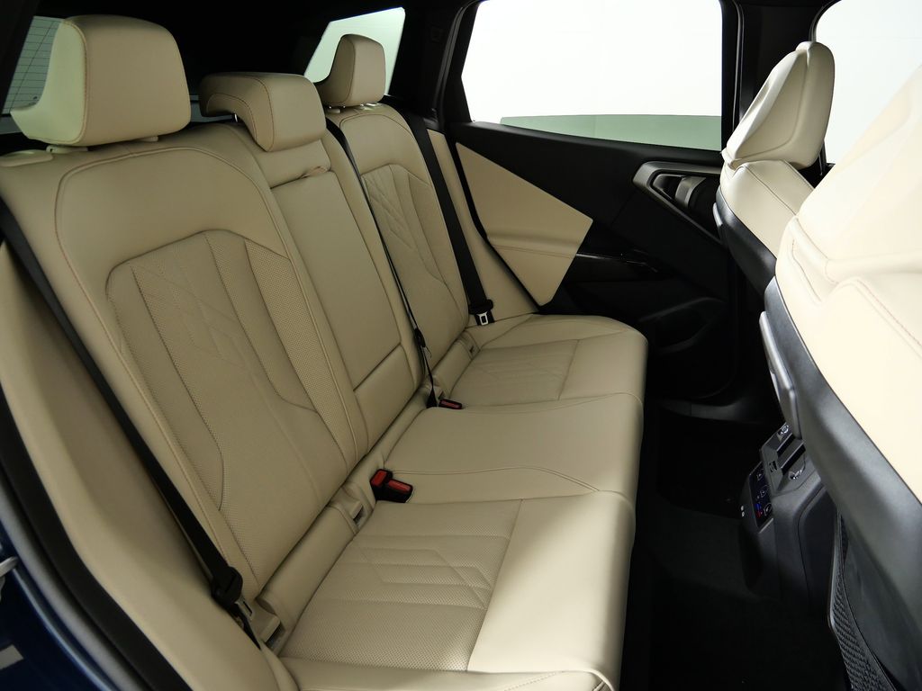 Thumbnail: 2026 BMW X3 - 26