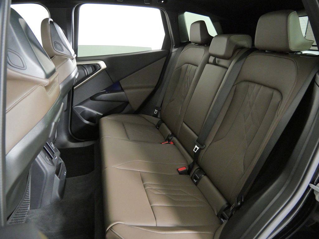 Thumbnail: 2025 BMW X3 - 36