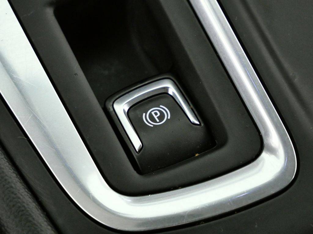 Thumbnail: 2018 Chevrolet Equinox - 45