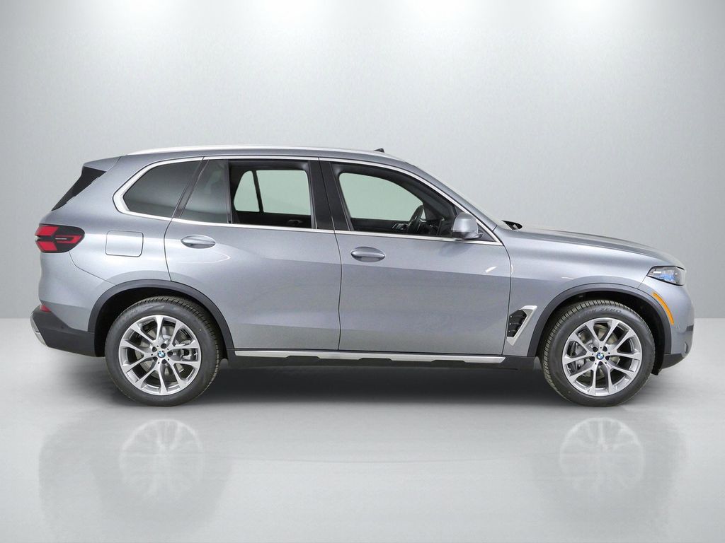 Thumbnail: 2026 BMW X5 - 8