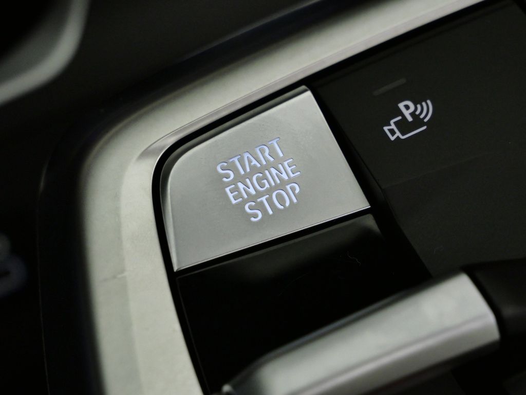 Thumbnail: 2025 BMW X1 - 50