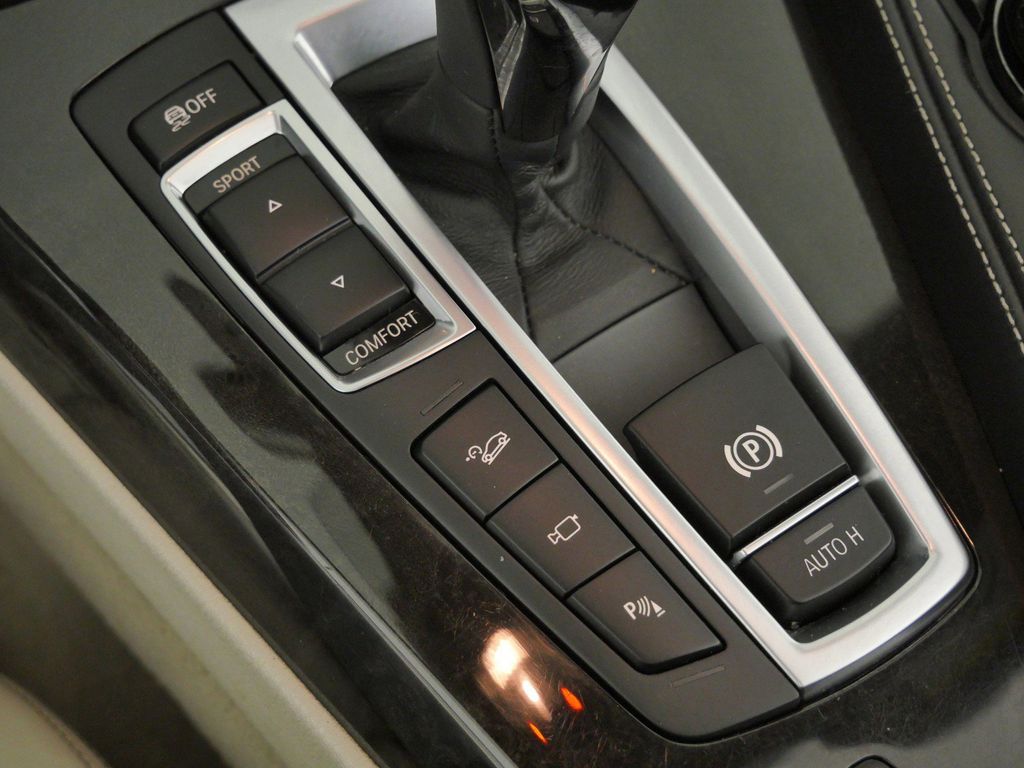 Thumbnail: 2016 BMW 6 Series - 46