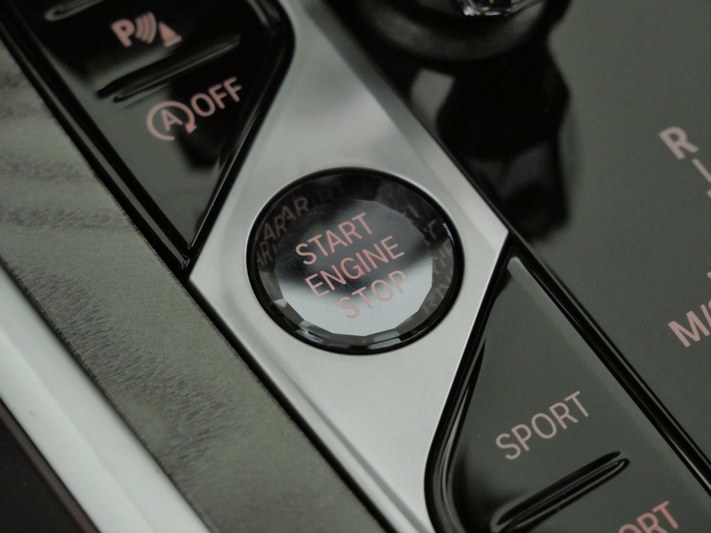 Thumbnail: 2026 BMW 8 Series - 46