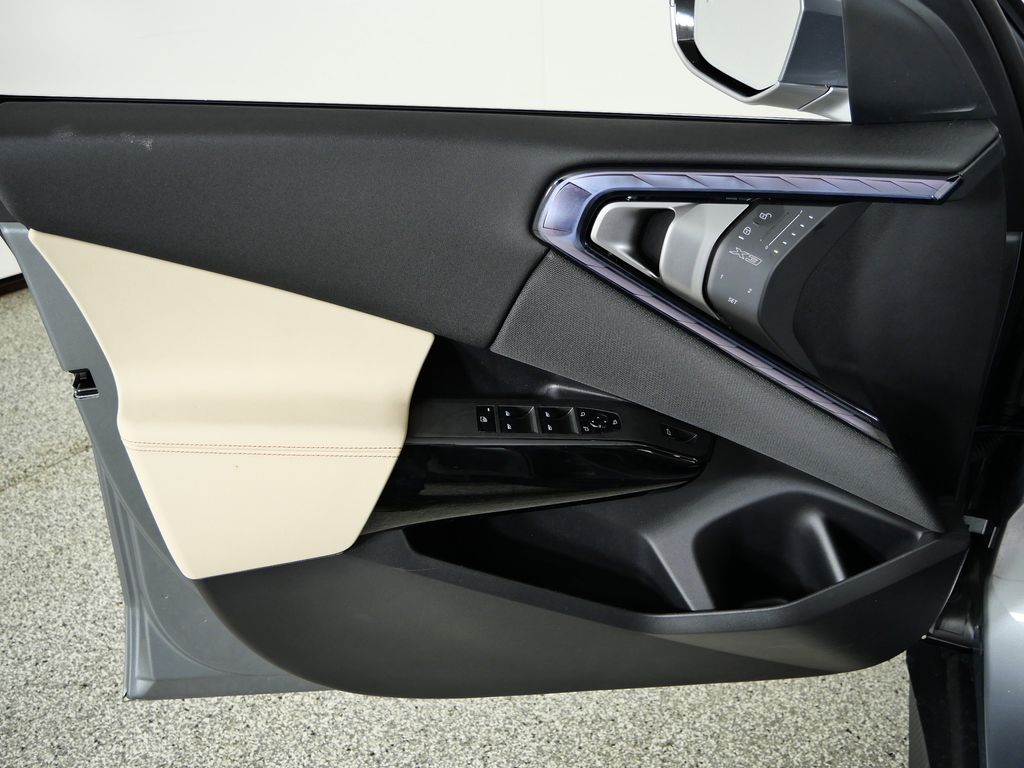 Thumbnail: 2026 BMW X3 - 32