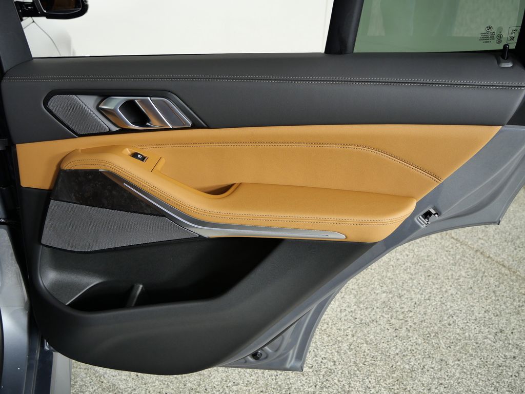 Thumbnail: 2026 BMW X5 - 25