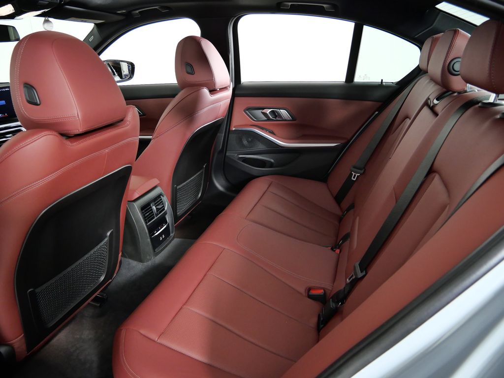 Thumbnail: 2023 BMW 3 Series - 35