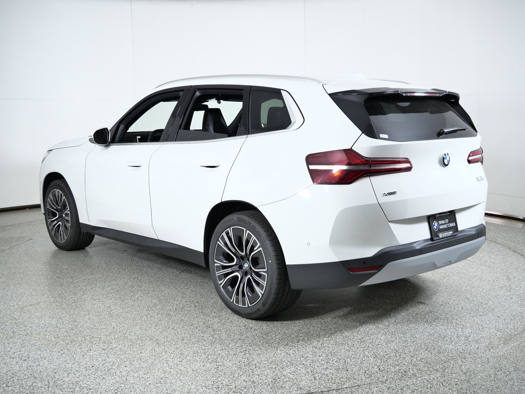 Thumbnail: 2026 BMW X3 - 14