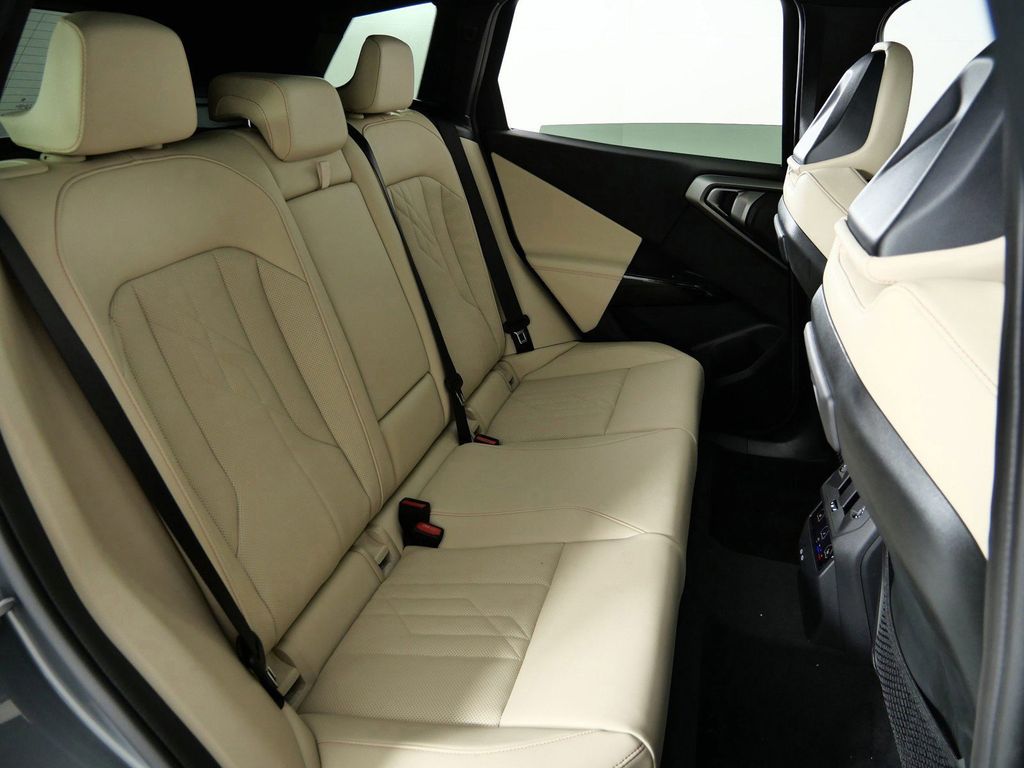 Thumbnail: 2026 BMW X3 - 27