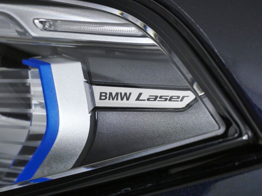 Thumbnail: 2021 BMW X7 - 4