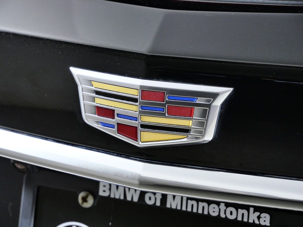 Thumbnail: 2018 Cadillac XT5 - 12
