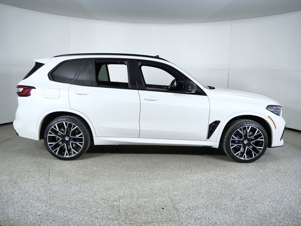 Thumbnail: 2023 BMW X5 - 8