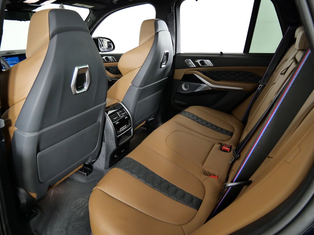 Thumbnail: 2026 BMW X5 - 32