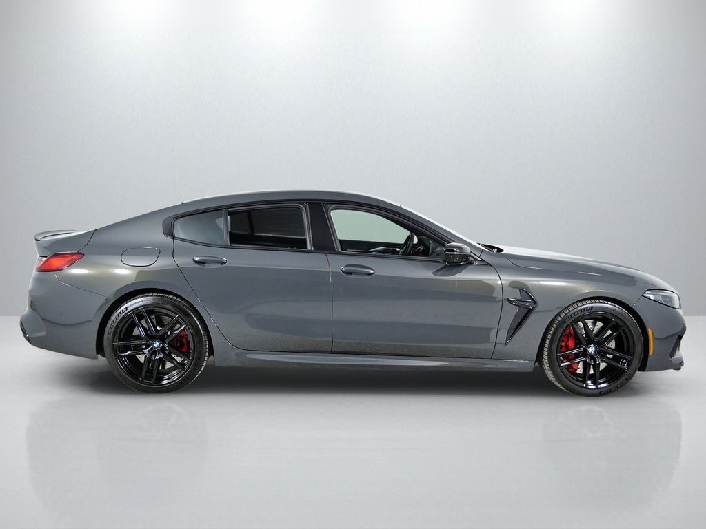 Thumbnail: 2025 BMW M8 - 9