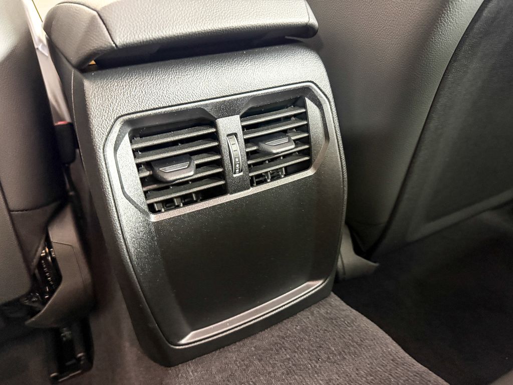 Thumbnail: 2026 BMW 4 Series - 29