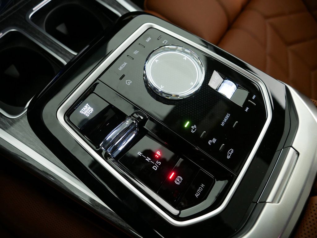 Thumbnail: 2025 BMW 7 Series - 47