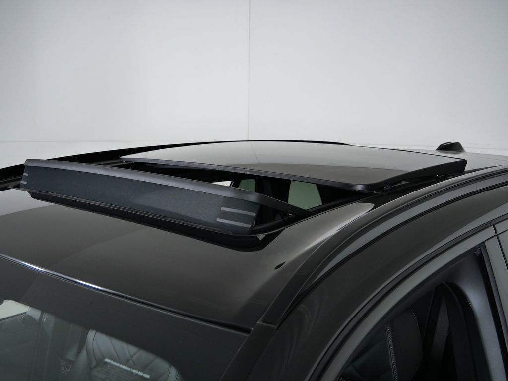 Thumbnail: 2026 BMW X5 - 18