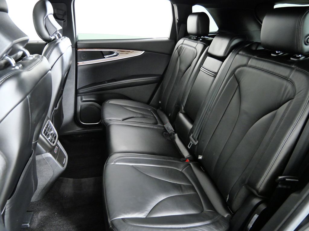 Thumbnail: 2017 Lincoln MKX - 32