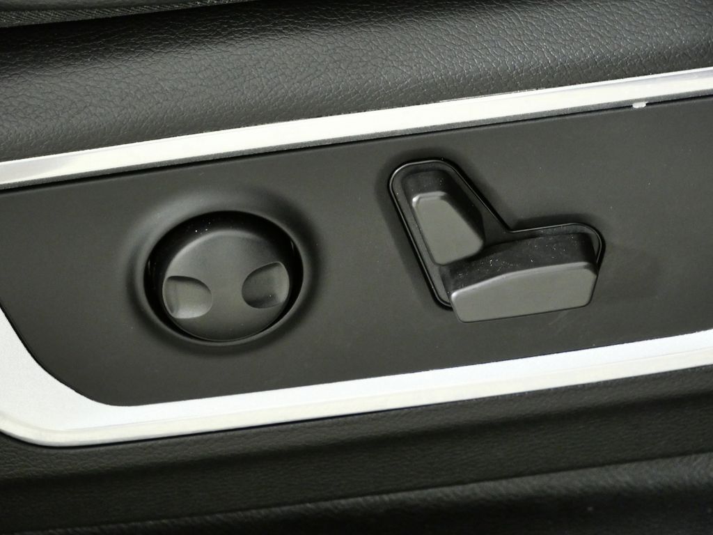 Thumbnail: 2022 RAM 1500 - 22