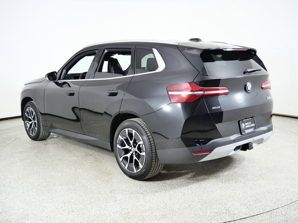 Thumbnail: 2026 BMW X3 - 14