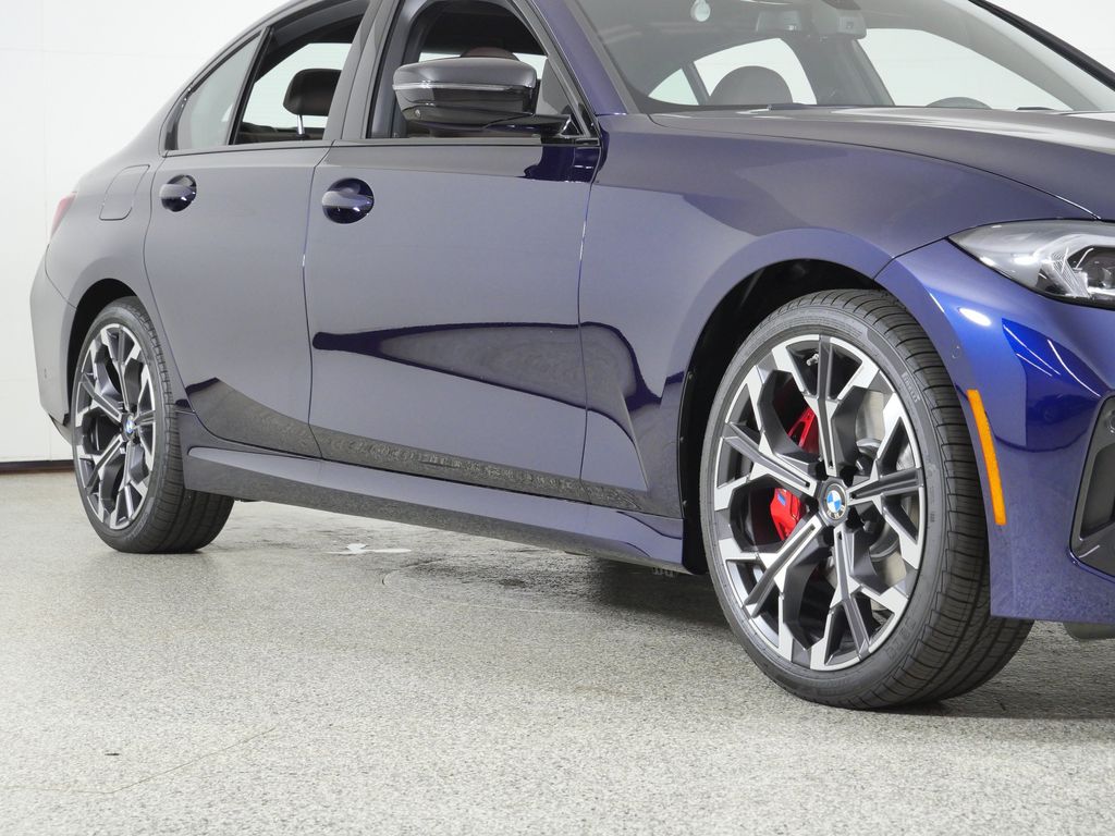 Thumbnail: 2026 BMW 3 Series - 6