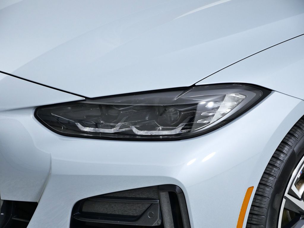 Thumbnail: 2022 BMW 4 Series - 4