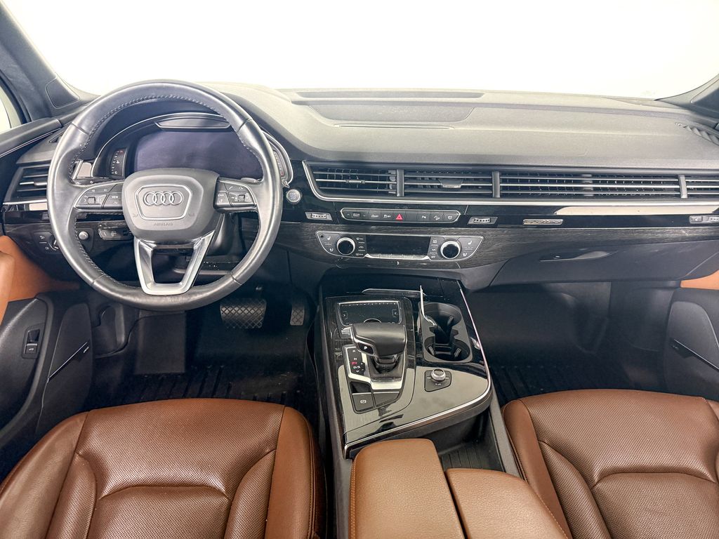 Thumbnail: 2018 Audi Q7 - 9