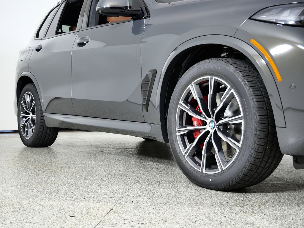 Thumbnail: 2026 BMW X5 - 6