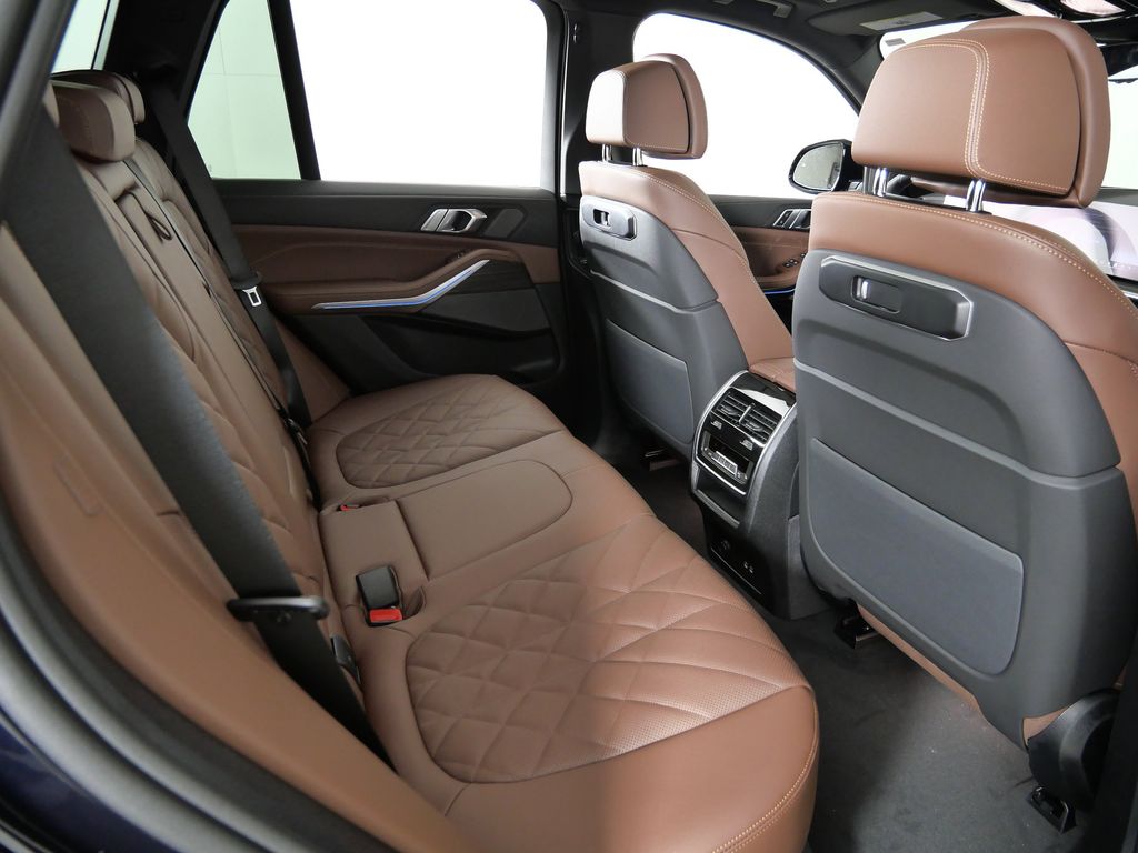 Thumbnail: 2026 BMW X5 - 26