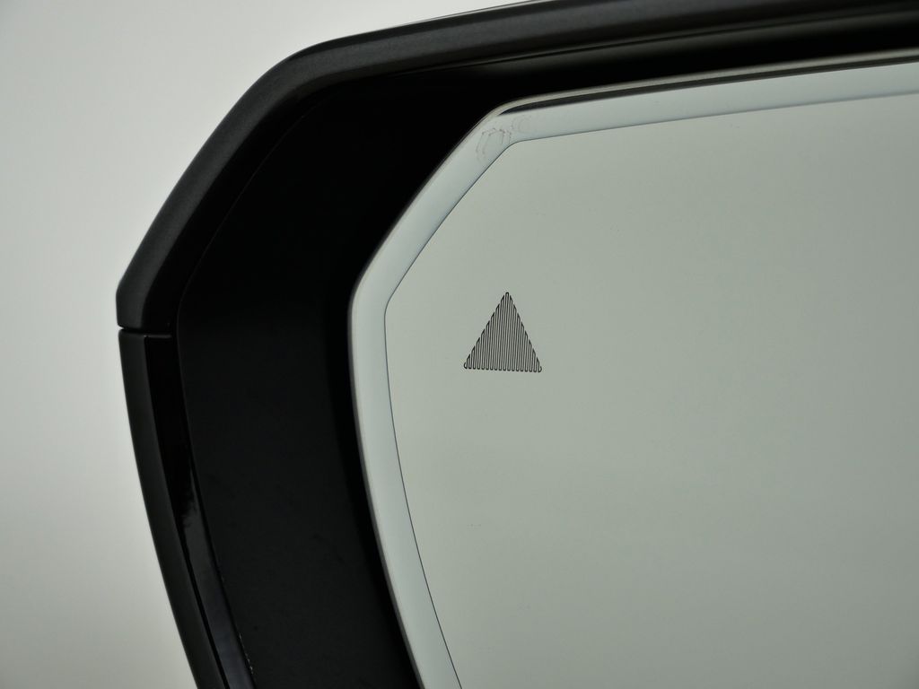 Thumbnail: 2022 BMW iX - 44