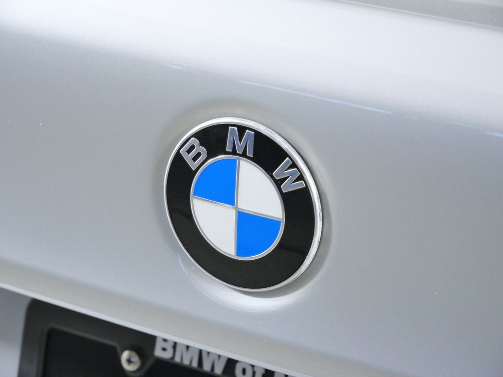 Thumbnail: 2017 BMW 5 Series - 12