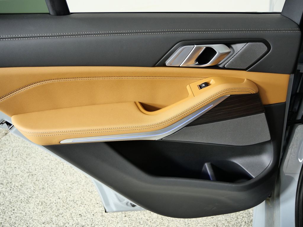 Thumbnail: 2025 BMW X5 - 30