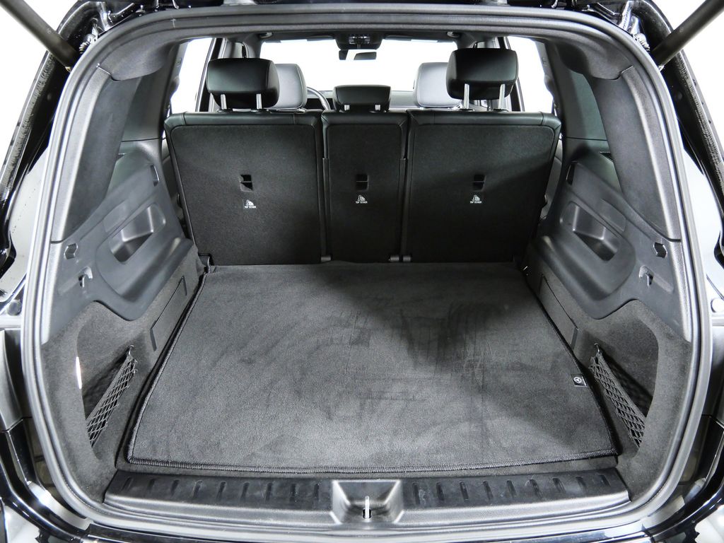 Thumbnail: 2022 Mercedes-Benz EQB - 28