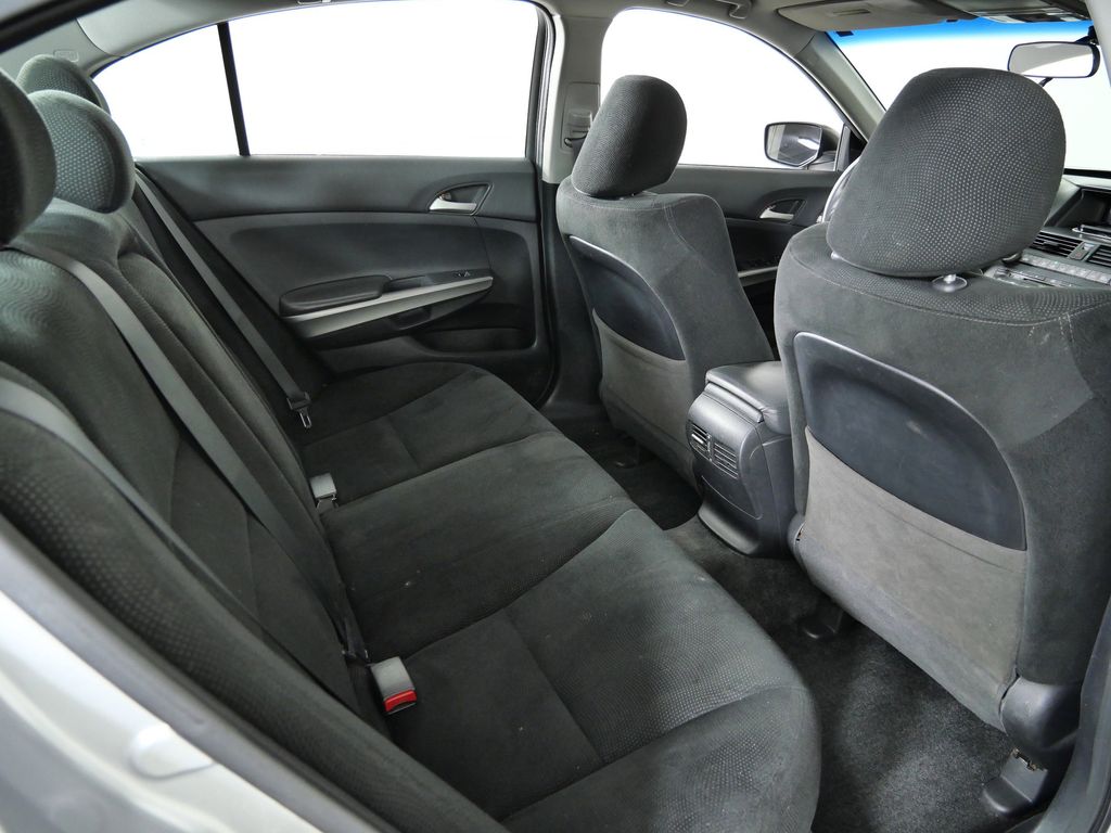 Thumbnail: 2010 Honda Accord - 24