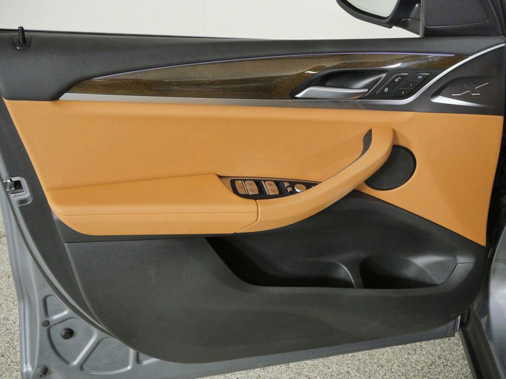 Thumbnail: 2023 BMW X3 - 32
