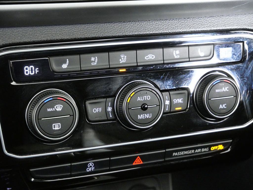 Thumbnail: 2023 Volkswagen Atlas - 43