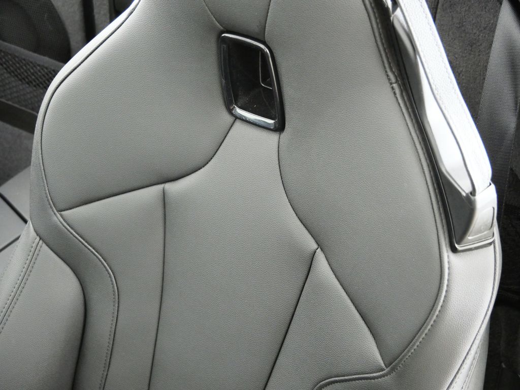 Thumbnail: 2025 BMW Z4 - 38