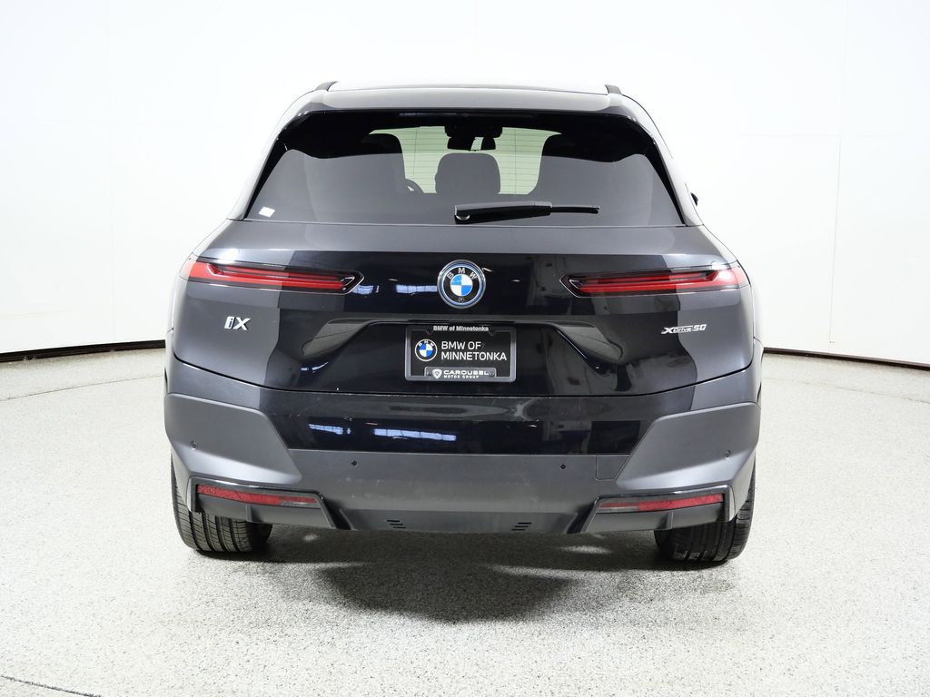 Thumbnail: 2025 BMW iX - 12