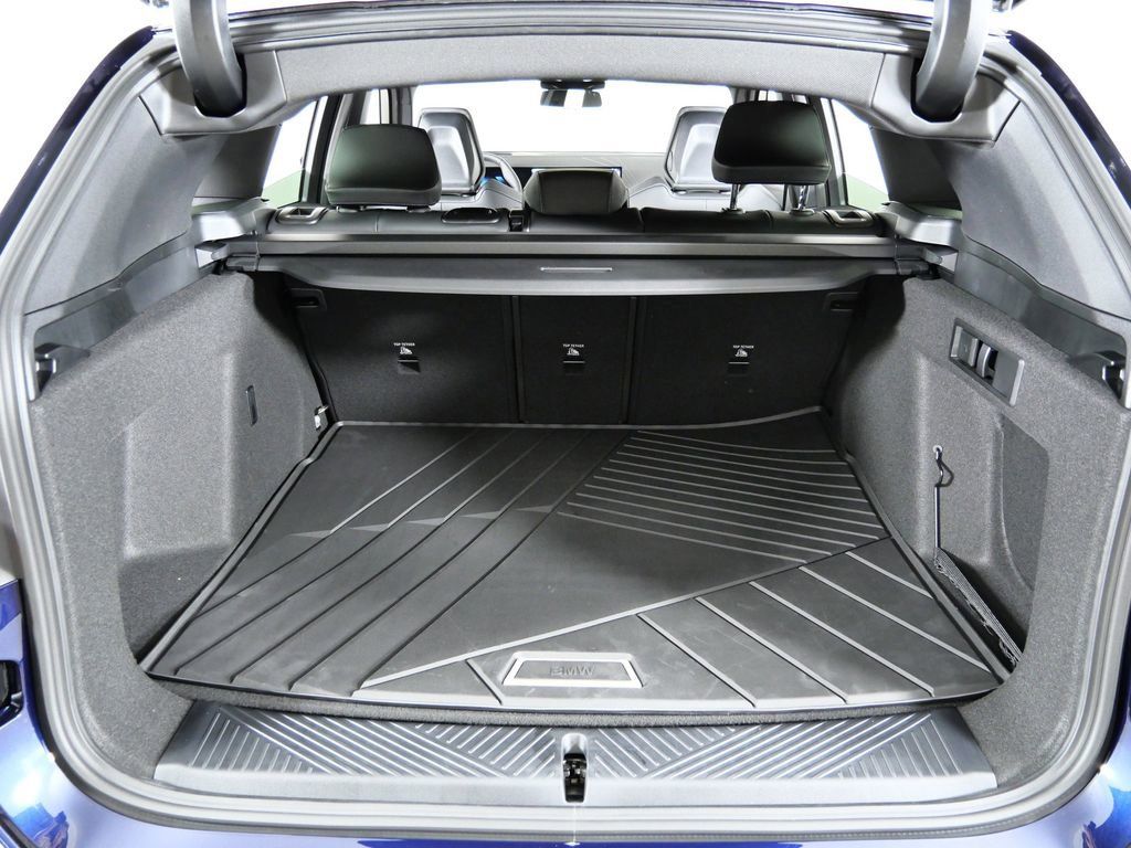 Thumbnail: 2026 BMW X3 - 27